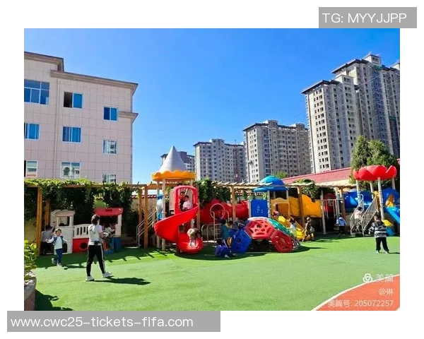 幼儿园足球区的快乐时光与成长体验探索活动